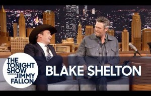 Jimmy Fallon Surprises Blake Shelton with a special song