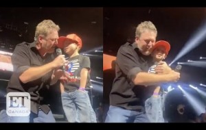 Blake Shelton Sings ‘God’s Country’ With Young Fan Awaiting A Heart Transplant